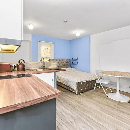Ferienwohnung Cosy Studio Flat On A Budget London Exterior foto