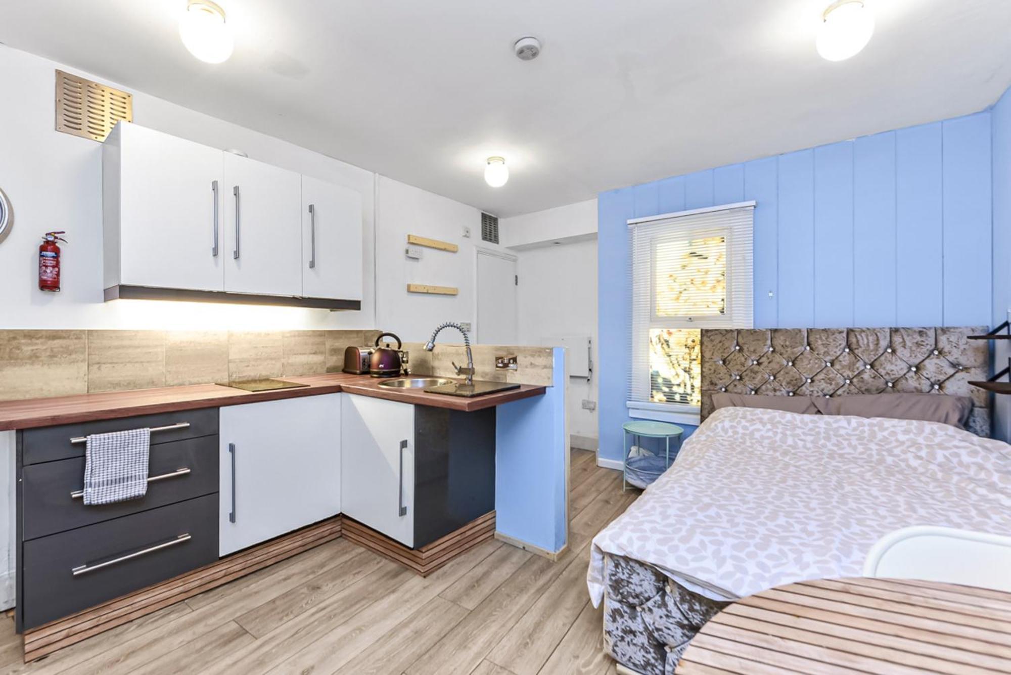 Ferienwohnung Cosy Studio Flat On A Budget London Exterior foto